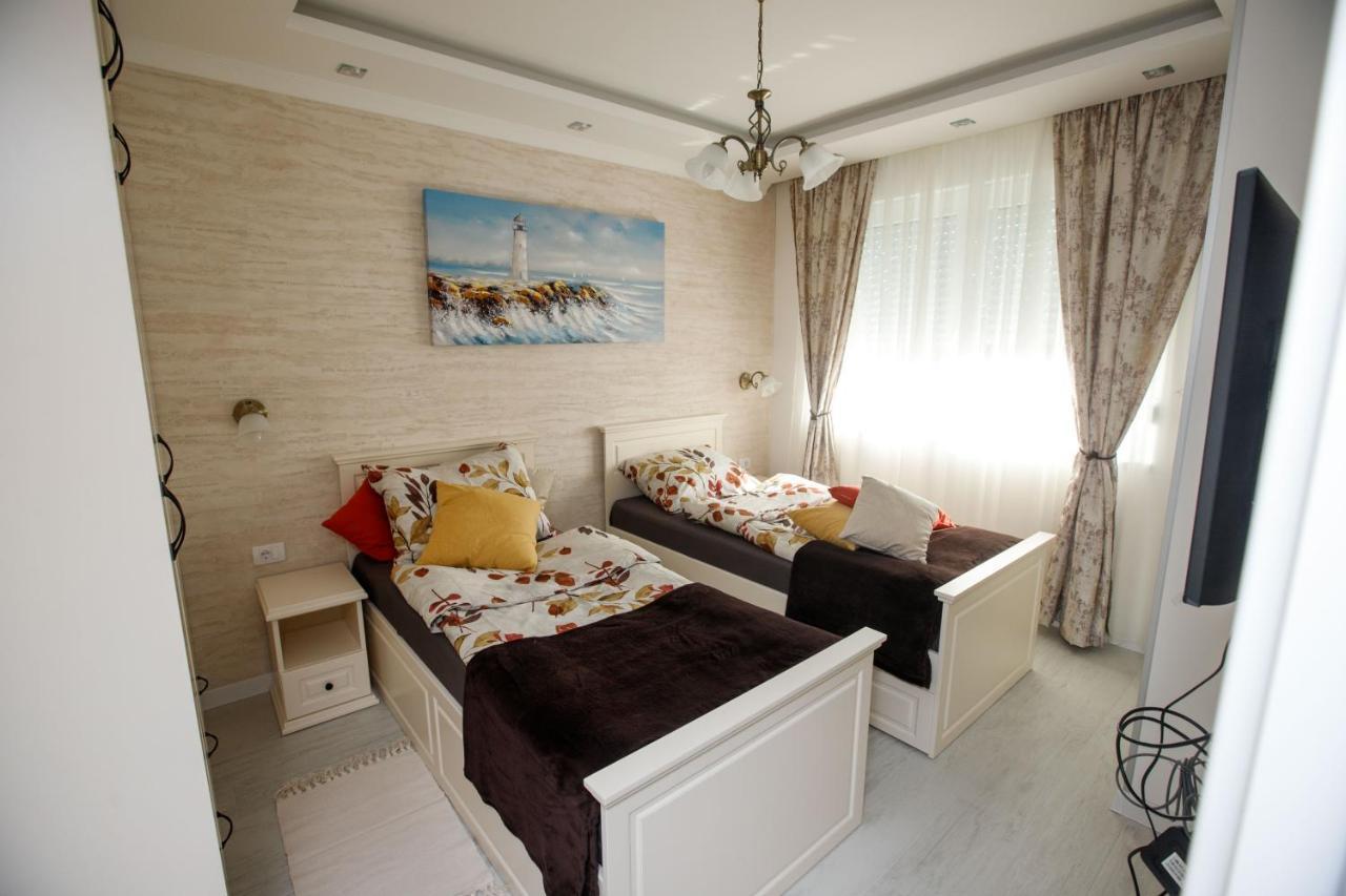 Apartman Mdb Retro Суботиця Екстер'єр фото