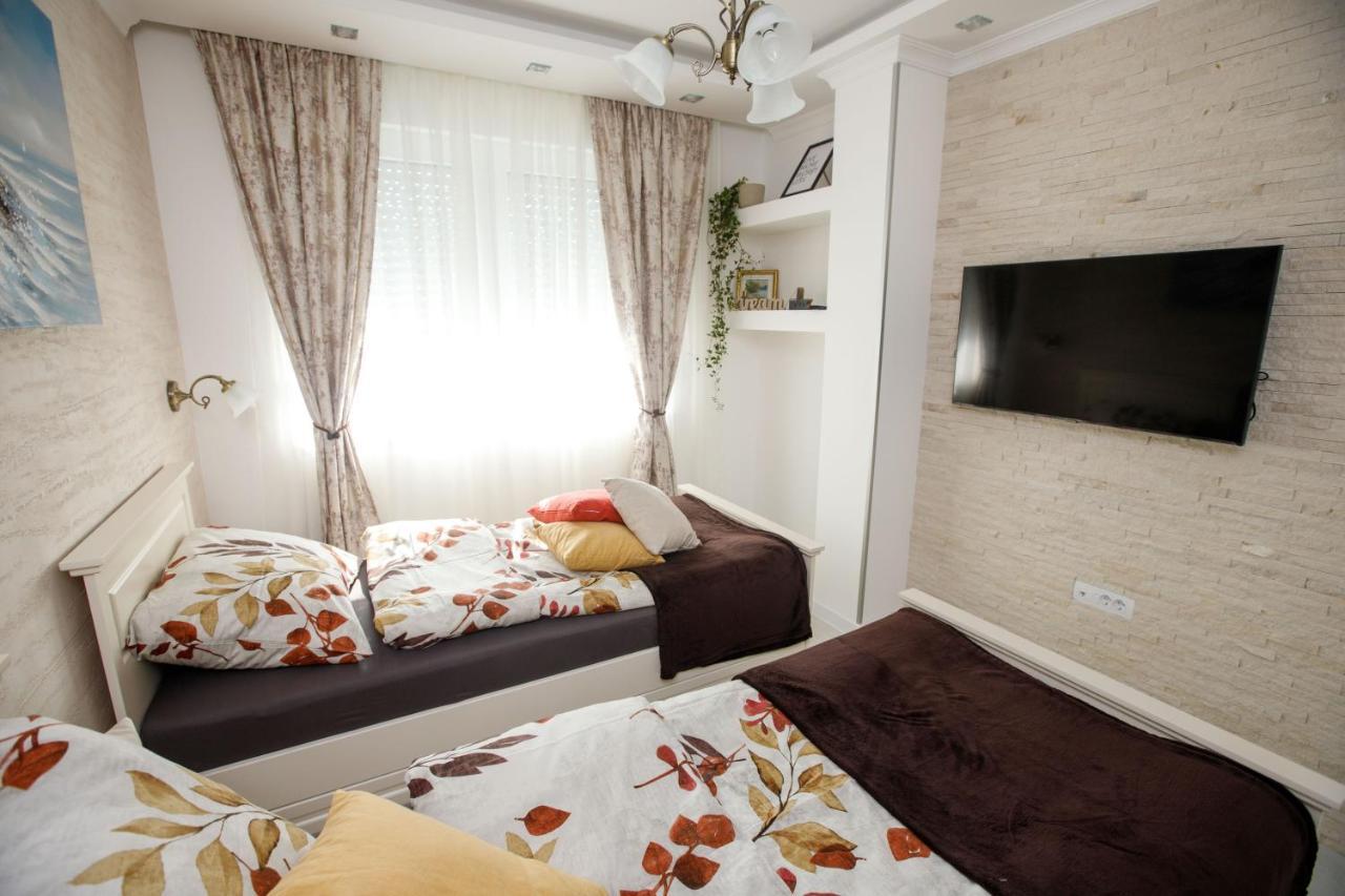 Apartman Mdb Retro Суботиця Екстер'єр фото