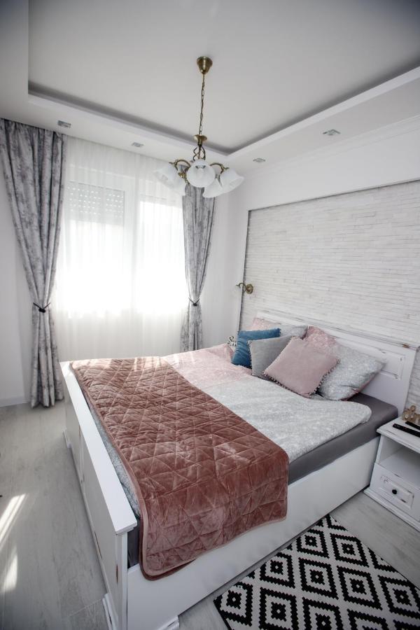 Apartman Mdb Retro Суботиця Екстер'єр фото